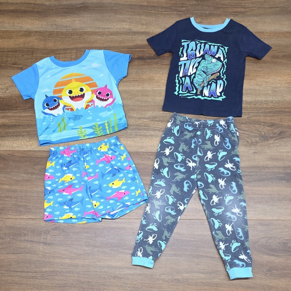 🦎Bundle of Two Pajama Sets for Toddlers SIZE: 3T